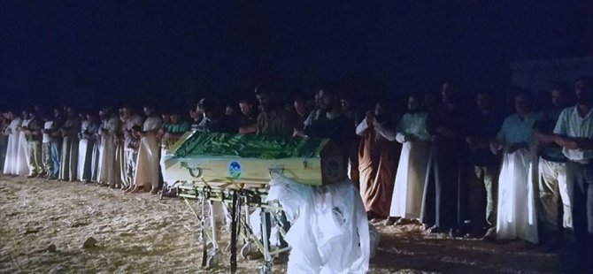 Vahşete kurban giden anne ve bebeği defnedildi