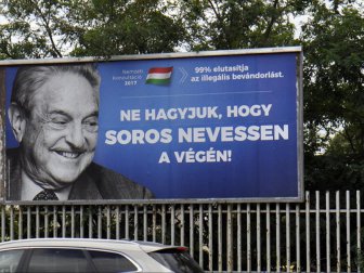 Macaristan'da George Soros Afişli Hükümet Kampanyası