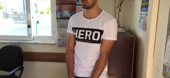 Bir skandal daha “Hero” Tişörtü İle Davaya Girmeye Çalıştı