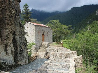 Aya Varvara Manastırı'na ilgi büyük..