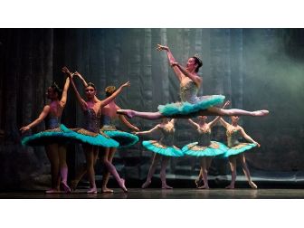 'Don Kişot' Zorlu Psm'de Sahnelenecek