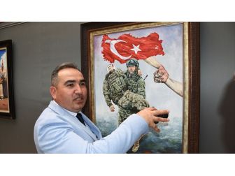 Muğla'da Polis Memurundan Şehit Aileleri Yararına Resim Sergisi