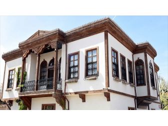 'Kralların Ressamı'nın Doğduğu Ev, Ziyaretçilerini Bekliyor