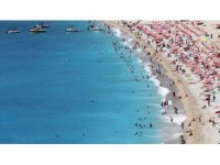 Turizmin Başkentine Alman Ve Rus Turist Akını