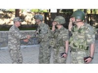 Genelkurmay Başkanı Akar'dan Hakkari'de İnceleme