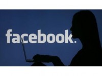 Facebook'un Kullanıcı Verilerini Cep Telefonu Üreticileriyle Paylaştığı İddiası