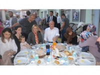 Chp'nin Cumhurbaşkanı Adayı İnce: Türkiye'nin Dört Bir Yanında Değişim Rüzgarı Esiyor