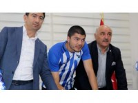 Erzurumspor, Rus Khubulov'u Transfer Etti
