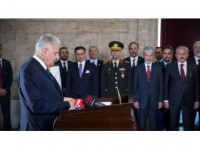 Yıldırım Anıtkabir'i Ziyaret Etti