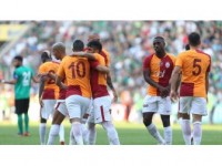 Galatasaray Hazırlık Maçında Sakaryaspor'u Mağlup Etti