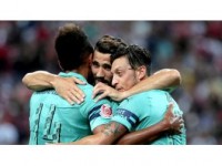 Arsenal, Psg'yi Farklı Yendi