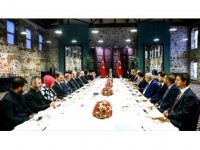 Kalın, Azınlık Cemaatlerinin Temsilcileriyle Buluştu