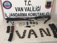 Van, Gülpınar'da Jandarma, Saldırı Hazırlığındaki 2 Teröristi Etkisiz Hale Getirdi