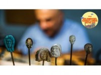 Parmaklarda Ölümsüzleşen Tasarımların Ustası