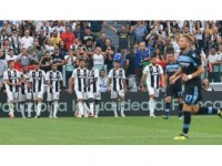 Juventus, Lazio'yu İki Golle Geçti