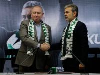 Teknik Direktör Aykut Kocaman, Atiker Konyaspor'a İmzayı Attı