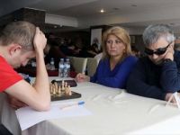 Görme Engelli Gazi 'Körleme' ile Rakiplerini Mat Ediyor