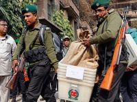 Bangladeş'teki Seçimlerde olaylar çıktı!