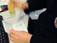 Hollandalı Gazeteci Türkiye'den Sınır Dışı Edildi