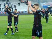Bordo-Mavililer Deplasman Fobisini Yendi