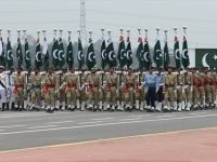 Pakistan'da Milli Gün Kutlanıyor