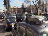 Londra'nın Taksicilerinden Brexit İsyanı