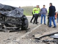Diyarbakır, Kocaköy'de İki Otomobil Çarpıştı: 6 Yaralı, 3 Kişi Hayatını Kaybetti
