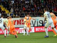 Aytemiz Alanyaspor Fenerbahçe'yi Tek Golle Geçti