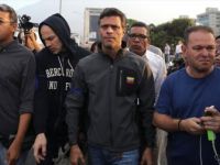 Venezuela'da Muhalif Lider Leopoldo Lopez İspanya Büyükelçiliğine Sığındı