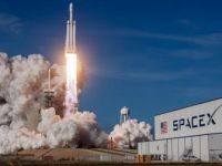 SpaceX, Dragon Kargo Mekiğinin Fırlatılışını Erteledi