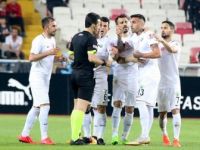 Pfdk'den Akhisarsporlu Futbolculara Ceza