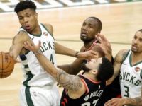 Bucks Doğu Finalinde 2-0 Öne Geçti