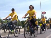 Gönüllü Bisikletçiler Arıların İzinde Pedal Çevirdi
