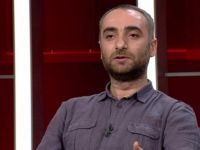 İsmail Saymaz: Ahmet Davutoğlu AKP'yi iki noktada eleştirdi