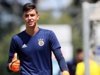 Fenerbahçe, Kaleci Berke Özer'i Westerlo'ya Kiraladı