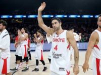 A Milli Erkek Basketbol Takımı Akropolis Turnuvası'nda İtalya'yı Yendi