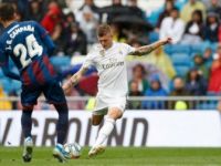 Real Madrid, Sahasında Levante'yi 3-2 Yendi