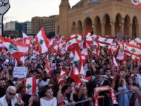 Lübnan'da Protestoculardan Gösterilere Devam Çağrısı
