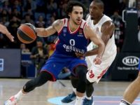 Anadolu Efes, Liderlik Koltuğunu Barcelona'dan Devraldı
