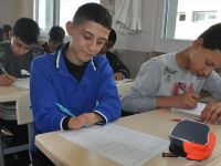 Doğuştan Elleri Olmayan Emre Biyonik Ele Kavuşmanın Hayalini Kuruyor