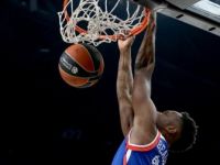 Anadolu Efes'in Avrupa'da Bileği Bükülmüyor