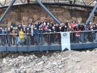 'Rafadan Tayfa Göbeklitepe' Film Ekibi Şanlıurfa'da Göbeklitepe'yi Gezdi