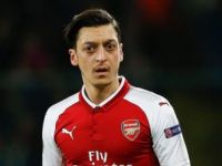 Mesut Özil'den 'Türkiye’nin Mühendis Kızları' Projesine Destek