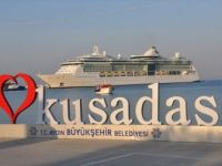 Kruvaziyer Turizmi Kuşadası'nda Yüz Güldürdü