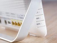 'Wi-Fi Şifrelerini Herkesle Paylaşmayın'