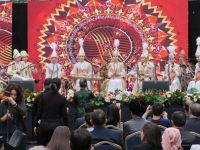 Kazakistan'da Geleneksel Halk Müzik Grubu Aralıksız 75 Ezgi Çaldı