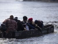 Suriyeliler Meriç Nehri Üzerinden Yunanistan Tarafına Geçti