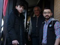Almanya’da Gençlerden Kovid-19 Nedeniyle Dışarı Çıkamayan Yaşlılara Yardım