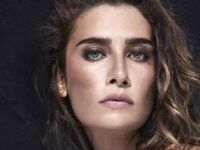 Sanatçı Sıla'dan Evde Kalanlara Özel "Online" Konser