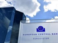 ECB, Para Politikası Stratejisini Salgın Nedeniyle 6 Ay Erteledi